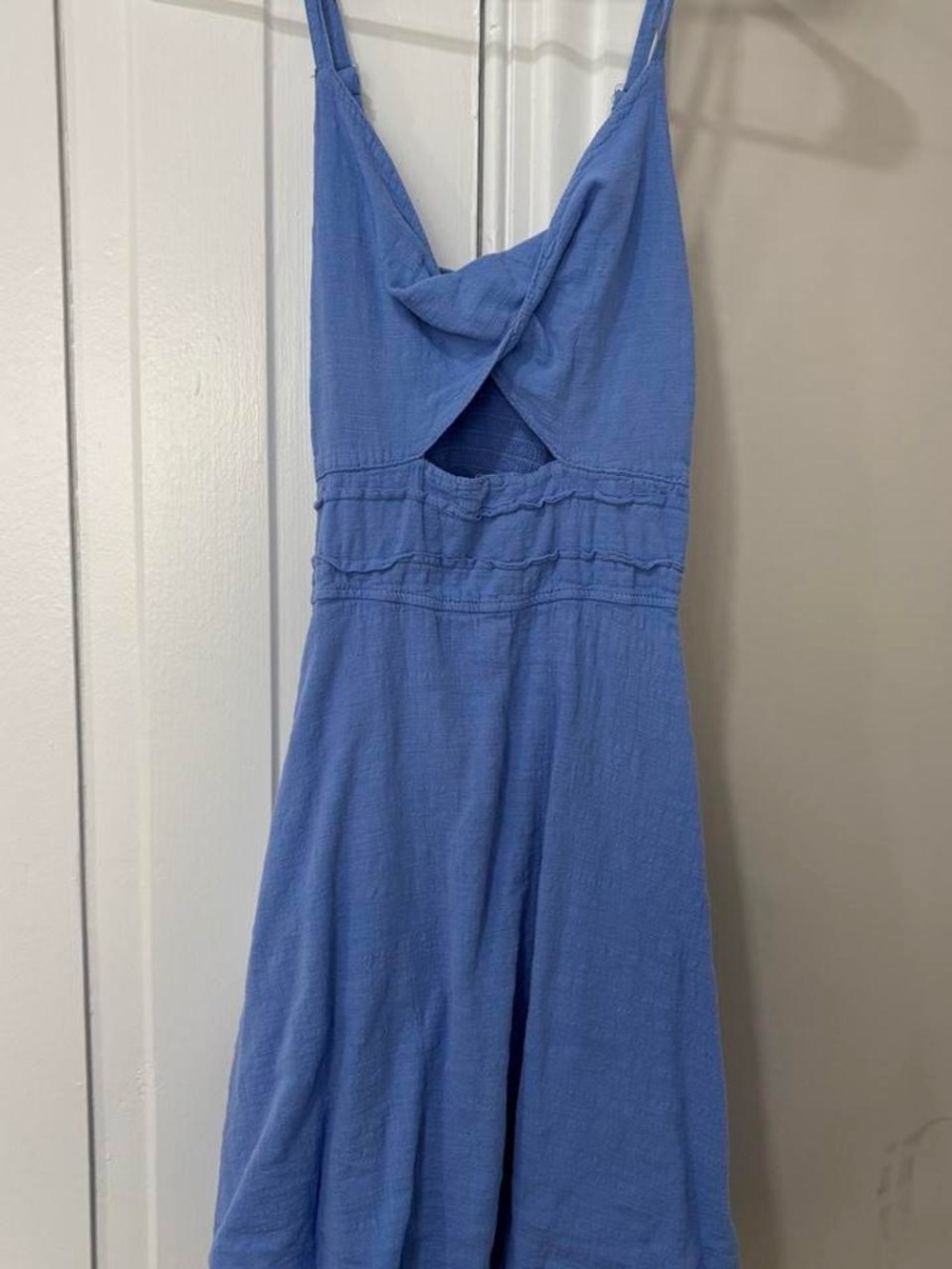 Blue Sleeveless Twist-Front Summer Dress